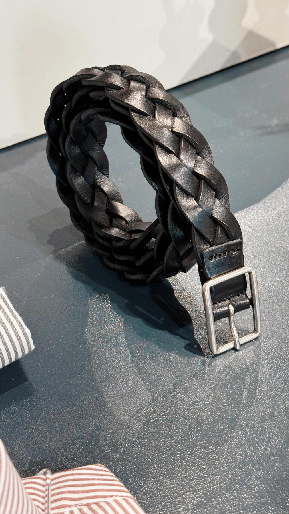 02667_37|2699c8f761de6a759642e526e8fbf2da